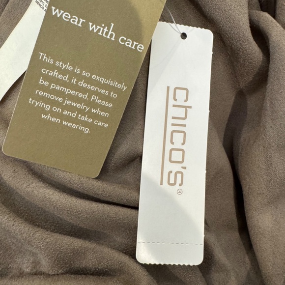 Chico’s Classic Draped Open Front Lightweight Blazer - Picture 5 of 9